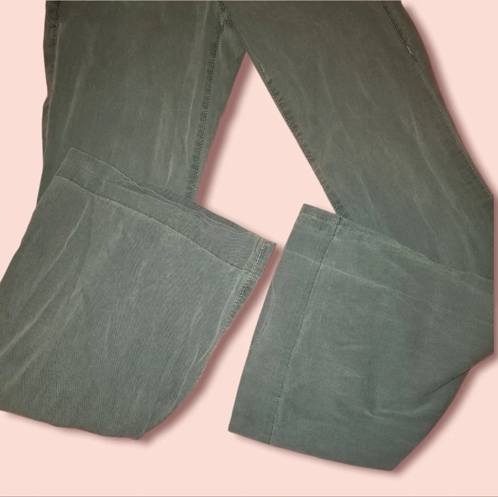 True Religion Flare Pants- 38 - Picture 5 of 16